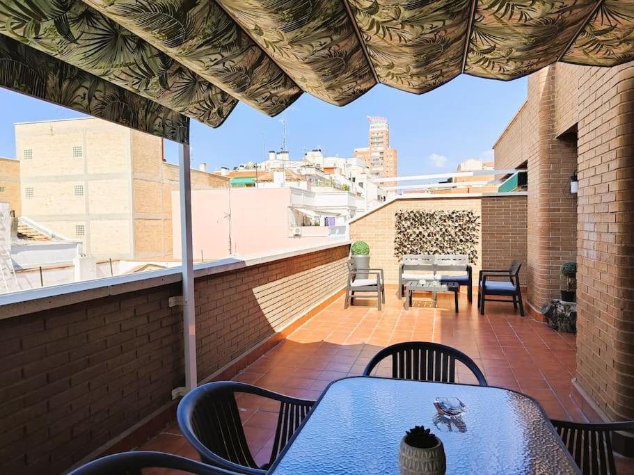 Apartamentos Turisticos Seviro มาดริด ภายนอก รูปภาพ